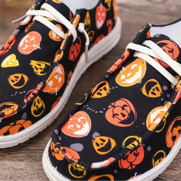 NIP Halloween shoes Pumpkins  size 10.5 comfortable perfect - trick or treating - Picture 12 of 15